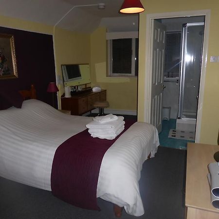 Kings Arms Hotel Penryn Buitenkant foto